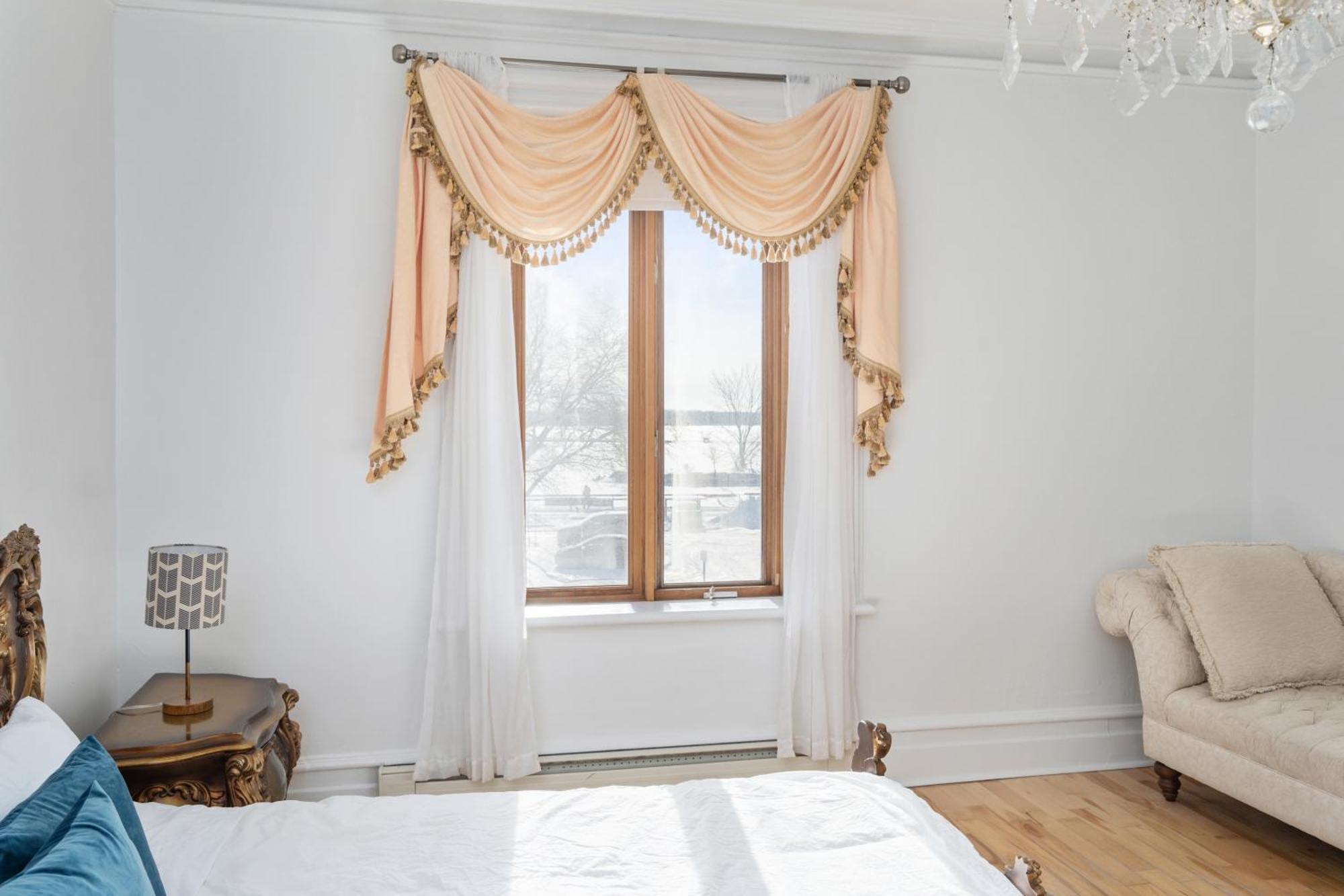 Centennial 6-Bedroom Waterfront Palace Sleeps 14 Montréal Exterior foto
